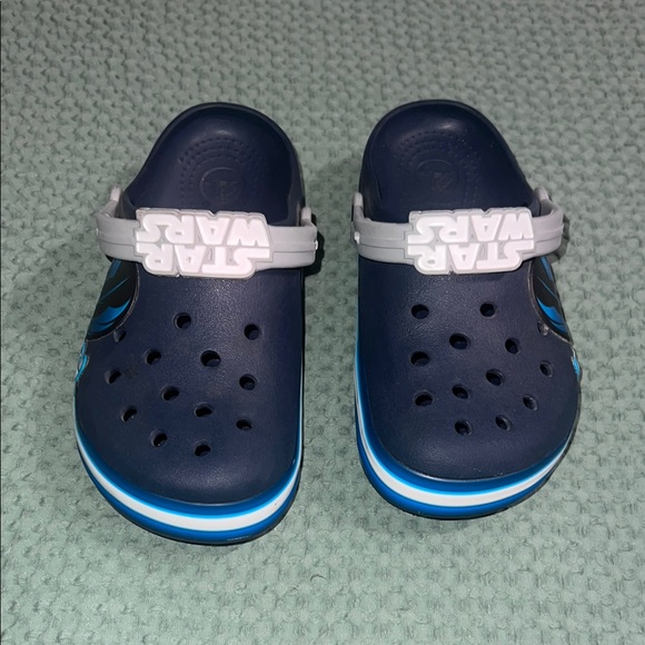 CROCS Kids Star Wars Navy Blue Sandals - Picture 1 of 5